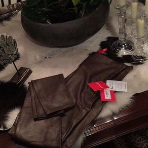 SPANX FAUX LEATHER LEGGINGS, NEW!!